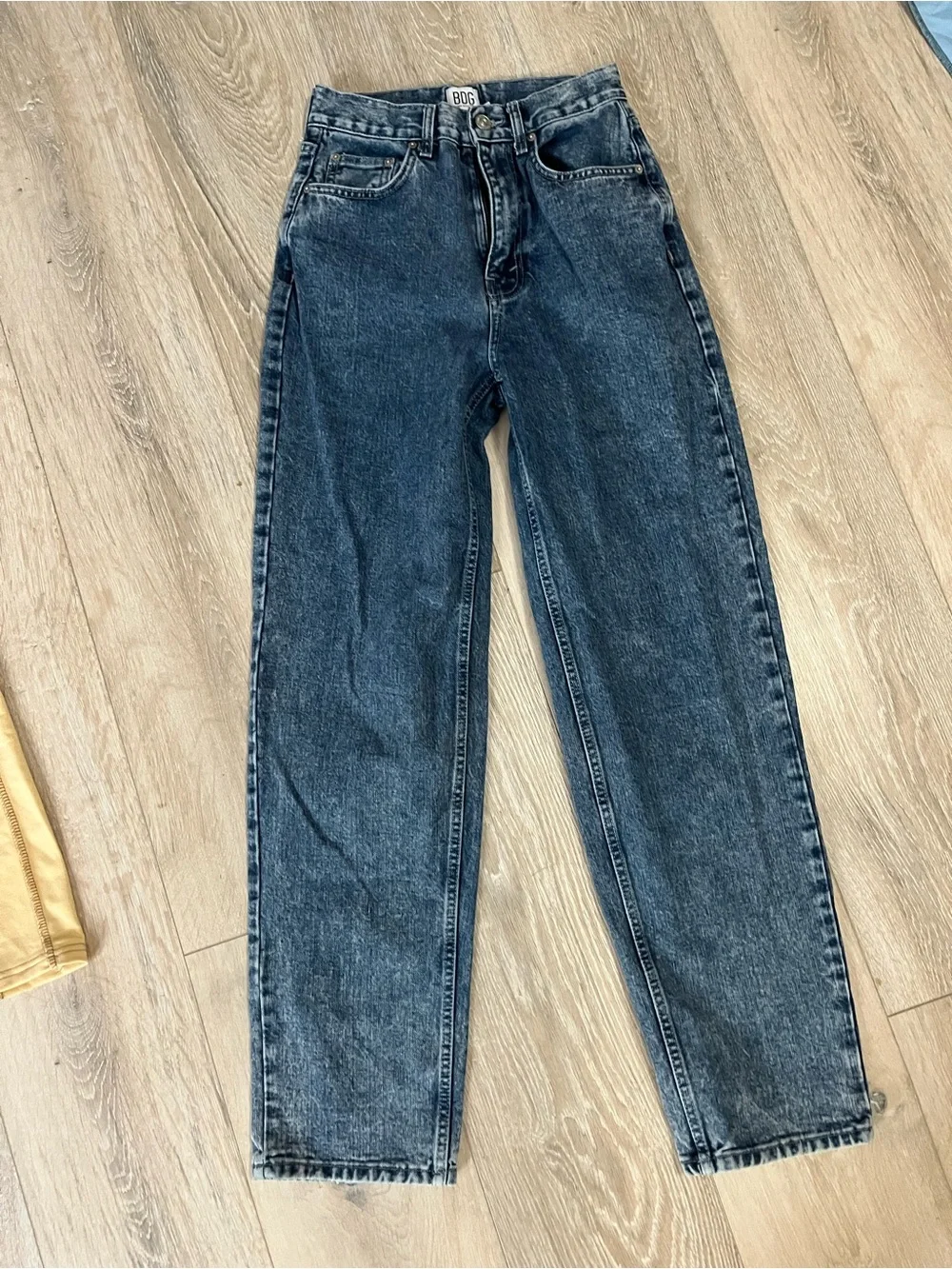 BDG women’s  high rise baggy size 26 Jeans in Washed Blue